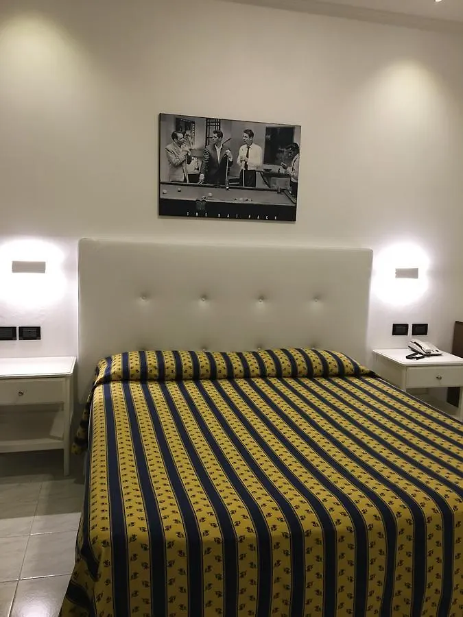 Hotel Bahamas Giglio Porto 2*,  Italy
